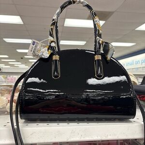 LA Terre Black Patent Shoulder Bag
